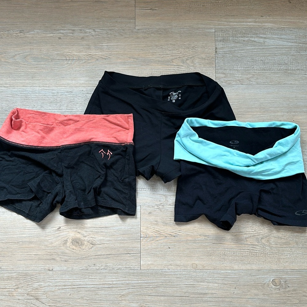 Lot of exercise shorts | yoga dance gymnastics